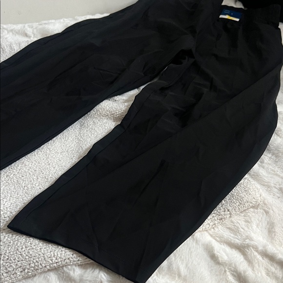 Old Navy High Rise Sleektech Barrel Joggers Black size: L TALL - Picture 5 of 7